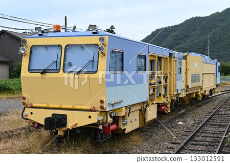 A track maintenance vehicle Marutai parked at Sakahogi Station A track maintenance vehicle Marutai parked at Sakahogi Station 133012591