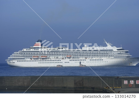 Harbor where luxury liners are anchored Harbor where luxury liners are anchored 133014270