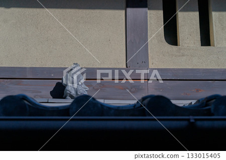 拍攝安放在屋頂上用來驅邪避兇的守護神－聖鬼神 133015405