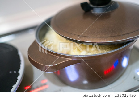 pot, saucepan, cuisine 133022450