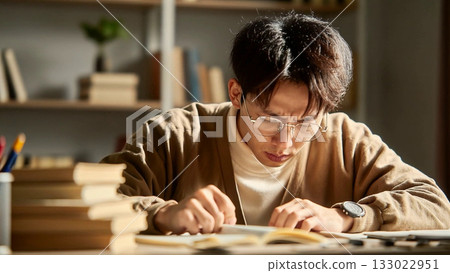 學生去學習 133022951