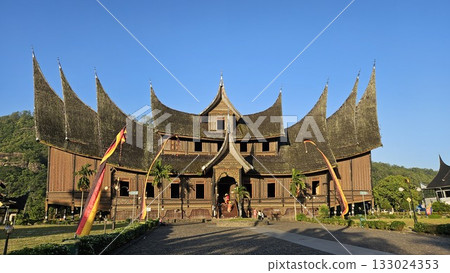 This is traditional house name Rumah Gadang Pagaruyung This is traditional house name Rumah Gadang Pagaruyung 133024353