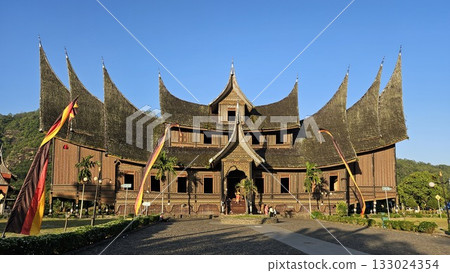 This is traditional house name Rumah Gadang Pagaruyung This is traditional house name Rumah Gadang Pagaruyung 133024354