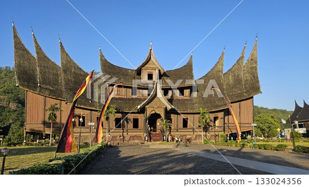 This is traditional house name Rumah Gadang Pagaruyung This is traditional house name Rumah Gadang Pagaruyung 133024356
