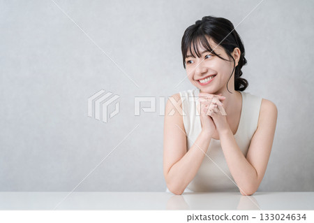 Asian woman's smile seen from the front (beauty, esthetic, skin care image) Asian woman's smile seen from the front (beauty, esthetic, skin care image) 133024634