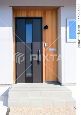 住宅圖：新建房屋的入口 133025292