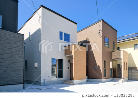 房屋圖片：新建房屋，無簷房屋 133025293