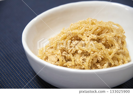 Thread konjac dressed with cod roe 133025900