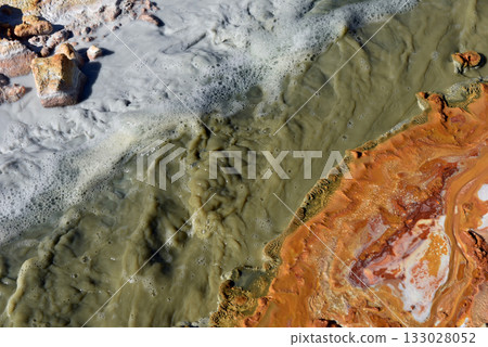 Flowing toxic gold mining residual metal-rich water contaminates ecosystems Flowing toxic gold mining residual metal-rich water contaminates ecosystems 133028052