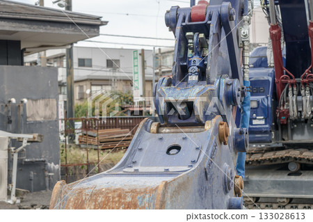 [商店拆除和重型機械] 133028613