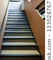 公寓外的樓梯 133028767
