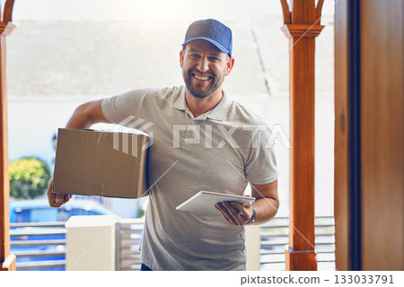 Happy delivery man, box and portrait with tablet for order, parcel or courier service at front door. Male person smiling with package, carrier or cargo for online purchase, transport and supply chain 133033791