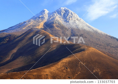 冬天的由布岳（由布市由布院町） 133037703