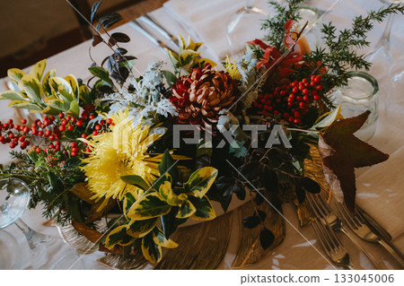 Vibrant Autumn Floral Table Arrangement Vibrant Autumn Floral Table Arrangement 133045006