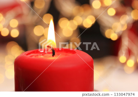 聖誕節 33 紅色蠟燭裝飾 133047974