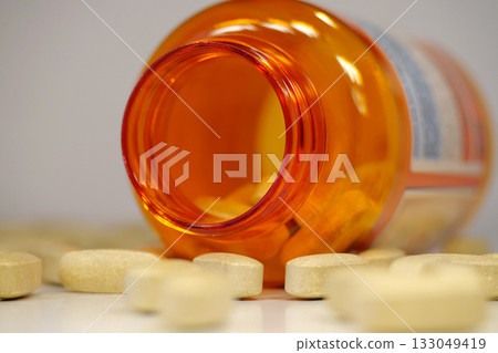Tablets of vitamin C as Ascorbic Acid with rutin and citrus bioflavonoids 133049419