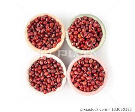 Red adzuki beans isolated, raw azuki bean pile, Vigna angularis legume seeds, dry red mung bean Red adzuki beans isolated, raw azuki bean pile, Vigna angularis legume seeds, dry red mung bean 133050153