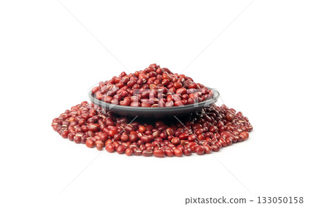 Red adzuki beans isolated, raw azuki bean pile, Vigna angularis legume seeds, dry red mung bean Red adzuki beans isolated, raw azuki bean pile, Vigna angularis legume seeds, dry red mung bean 133050158