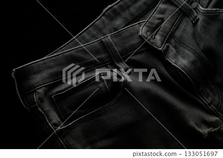 black jeans 133051697