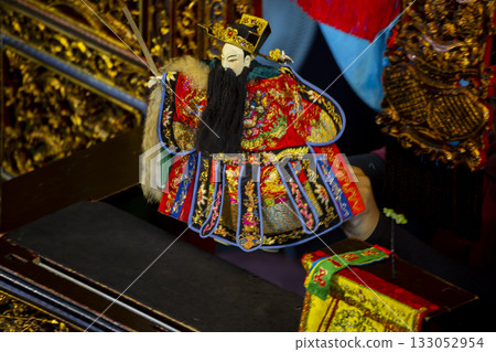 Taiwanese culture: puppets, clothing, Japanese stage-style cloth bag stamping art 133052954