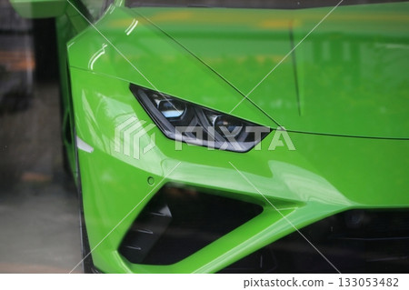 綠色跑車圖片 綠色跑車圖片 133053482