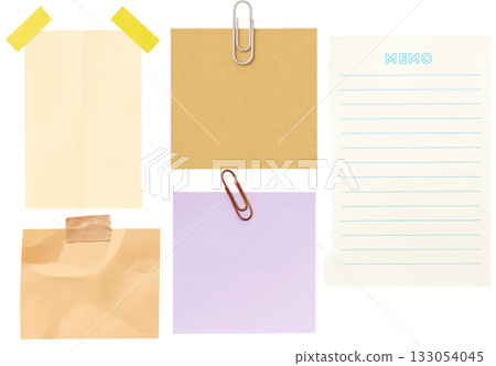 note paper with empty and empty note paper 133054045
