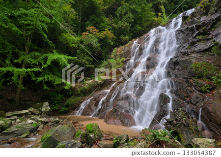 Imofuku Waterfall (Kyoto Miyazu City) Imofuku Waterfall (Kyoto Miyazu City) 133054387