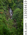 Imabuku Falls: The top section seen from the observation deck (Imabuku, Miyazu City, Kyoto Prefecture) 133054419