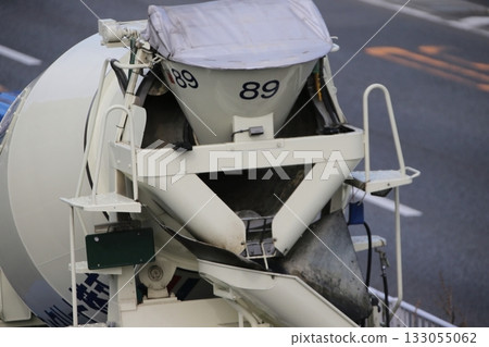 Image of agitator truck (concrete mixer truck) 133055062