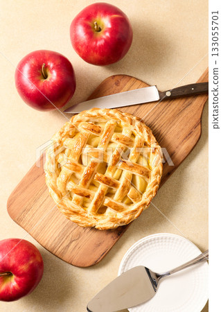 homemade apple pie 133055701