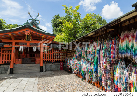 日本京都伏見稻荷大社 133056545