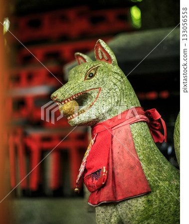 日本京都伏見稻荷大社 日本京都伏見稻荷大社 133056558
