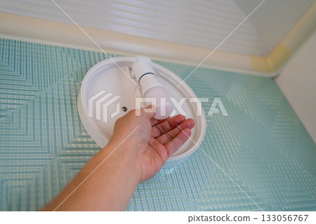 bulb, electric light bulb, light bulb 133056767