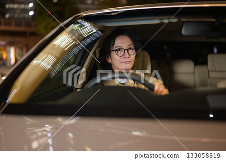 一個人開車 一個人開車 133058819