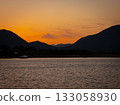Beautiful natural scenery of the sunset over Lake Kawaguchi and the magic hour at dusk 133058930