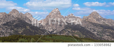Teton Range at Grand Teton National Park , USA Teton Range at Grand Teton National Park , USA 133058982