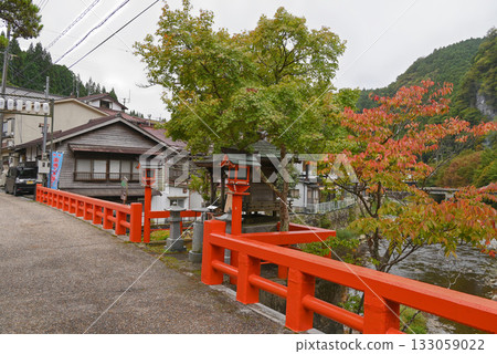 【奈良縣/天川村】洞川溫泉山神川上的觀音橋 【奈良縣/天川村】洞川溫泉山神川上的觀音橋 133059022