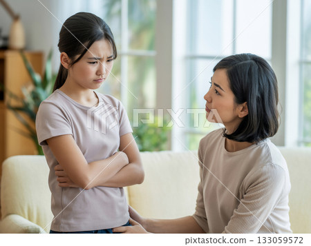 叛逆的孩子、親子爭吵、說教。 133059572
