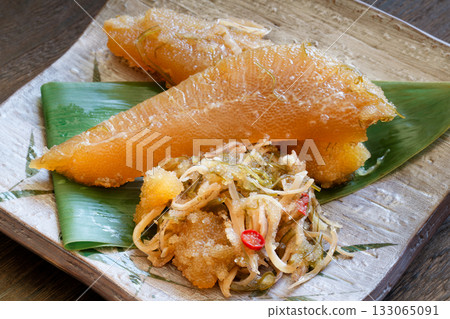 幾個孩子鬆前泡菜 幾個孩子鬆前泡菜 133065091