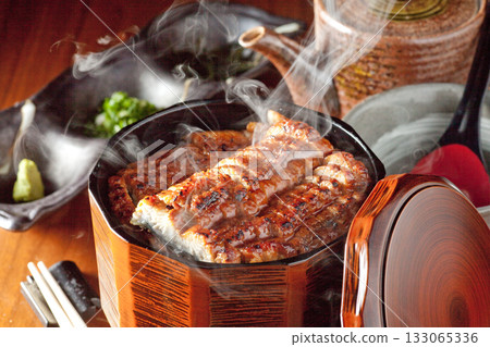 Hitsumabushi grilled eel 133065336