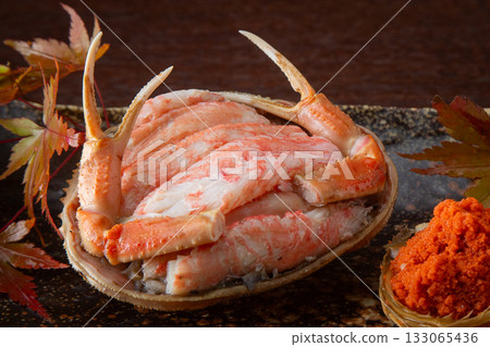 螃蟹菜餚、雪蟹、蟹黃 螃蟹菜餚、雪蟹、蟹黃 133065436