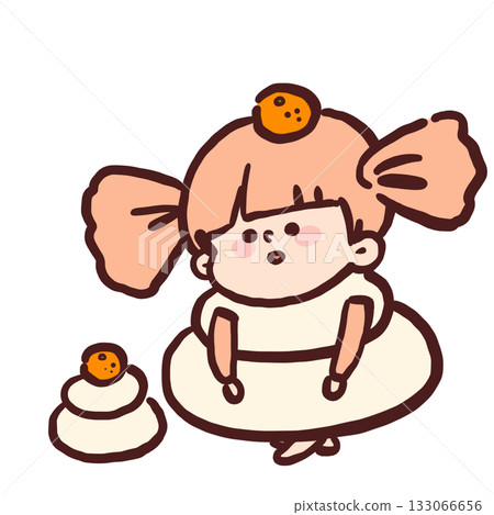 一張可愛的插圖，畫的是一個打扮成鏡餅的女孩坐在它旁邊。 133066656