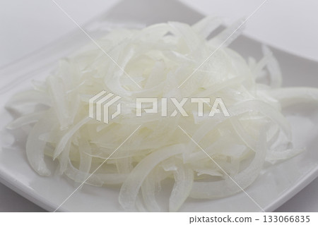 洋蔥切片 133066835