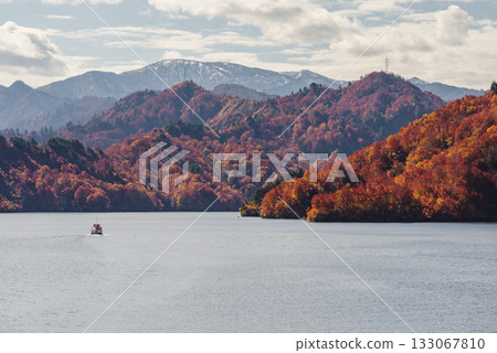 秋季的忠實湖 秋季的忠實湖 133067810