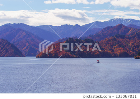 秋季的忠實湖 秋季的忠實湖 133067811