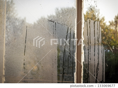 髒窗戶 133069677
