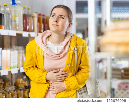 Customer felt spasm and nausea 133076096