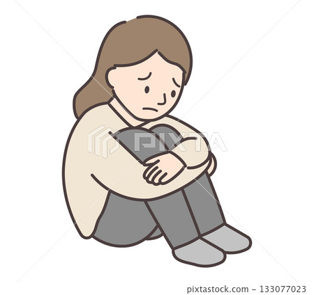 一個悲傷的女人蹲著 133077023