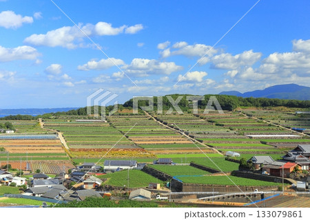 【長崎縣】從雲仙南串山梯田觀測站看到的梯田 【長崎縣】從雲仙南串山梯田觀測站看到的梯田 133079861