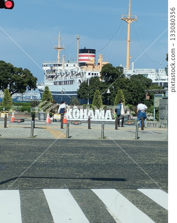 Yokohama  133080356